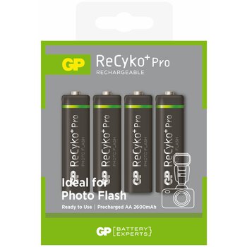 4 x R6/AA GP ReCyko + Pro Photo Flash 2600mAh
