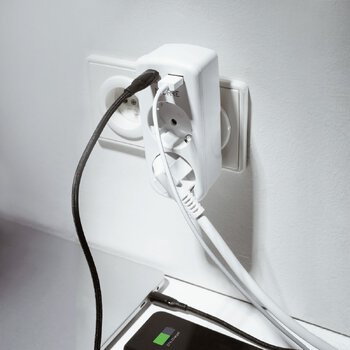 MORRE M410 AC adapter - 2 AC outlets. 1xUSB-C 20W, 1xUSB-A 18W MORRE M410 MORRE M410 AC adapter - 2 AC outlets. 1xUSB-C 20W, 1xUSB-A 18W MORRE M410