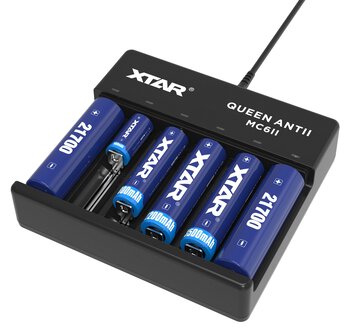 Charger for cylindrical batteries Li-ion 18650 Xtar MC6 II