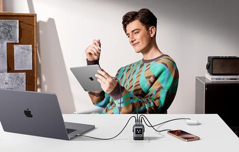 Ugreen Uno RG Robot GaN X688 45515B 100W Fast AC Charger with 3 USB-C PD and USB Sockets Ugreen Uno RG Robot GaN X688 45515B 100W Fast AC Charger with 3 USB-C PD and USB Sockets